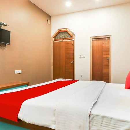 Oyo 26781 Hotel Raghupati Ayodhya Luaran gambar