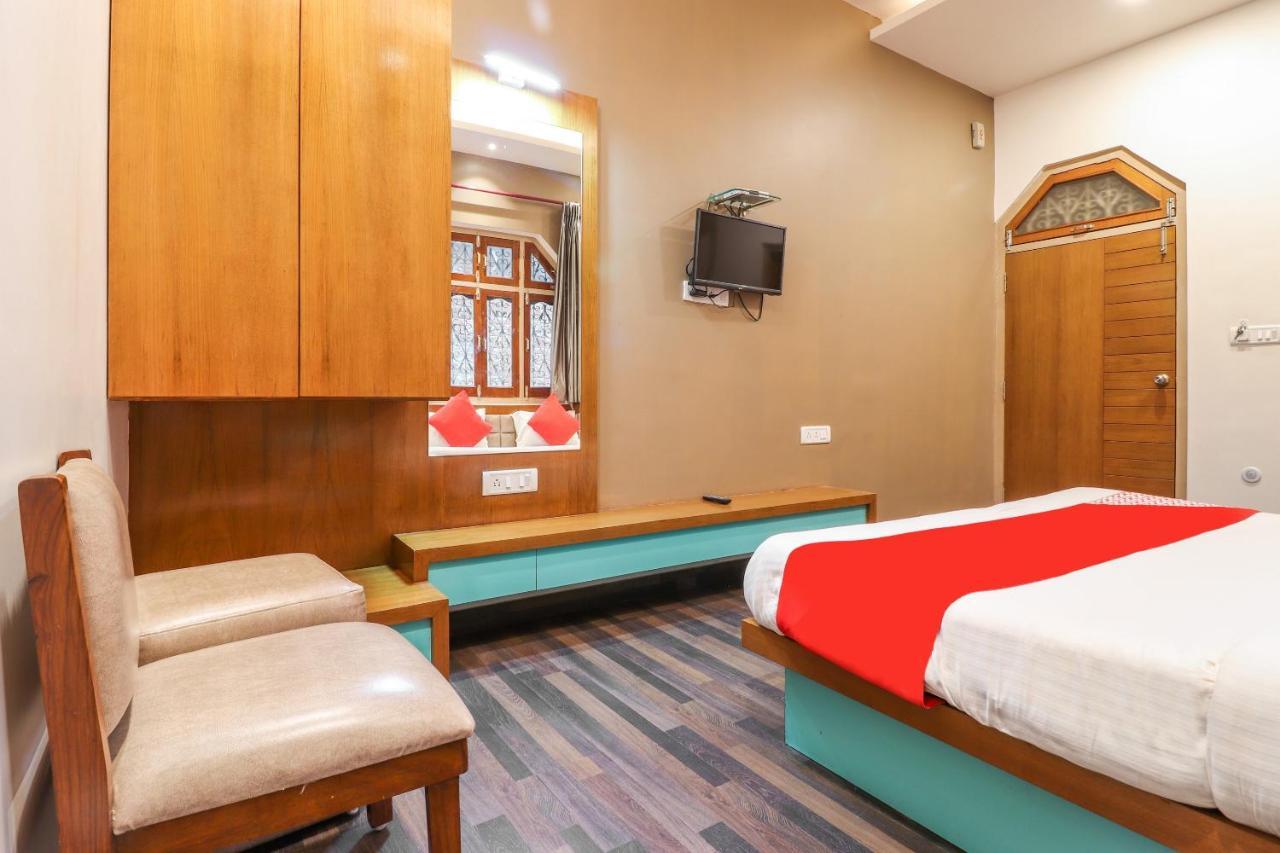Oyo 26781 Hotel Raghupati Ayodhya Luaran gambar